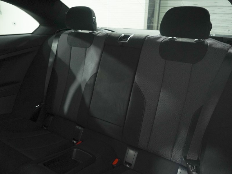  BMW 2 SERIES 220i M Sport 2dr Step Auto 5700355
