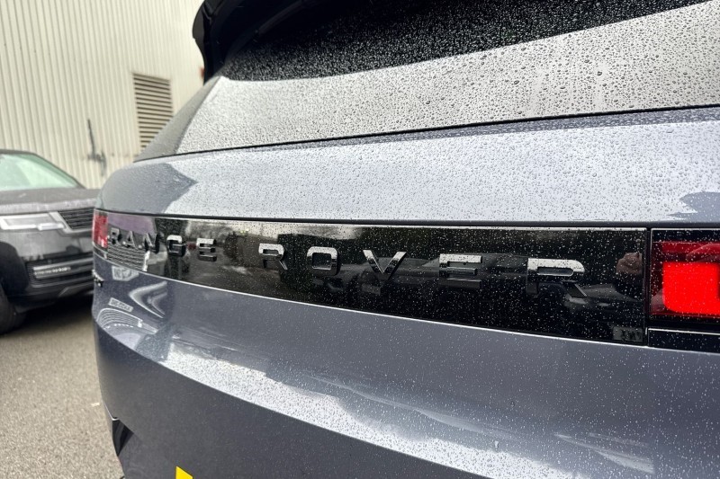 2023 (73) LAND ROVER RANGE ROVER SPORT 3.0 D300 Dynamic SE 5dr Auto 5057311