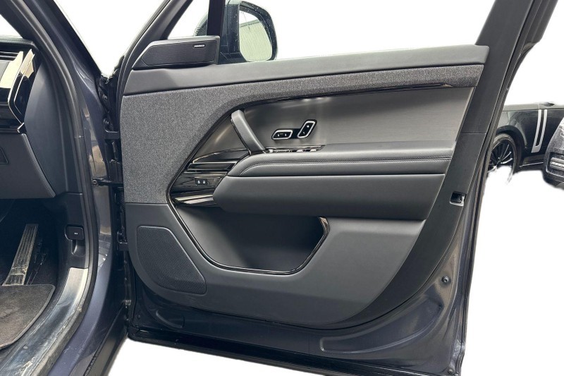 2023 (73) LAND ROVER RANGE ROVER SPORT 3.0 D300 Dynamic SE 5dr Auto 5057285