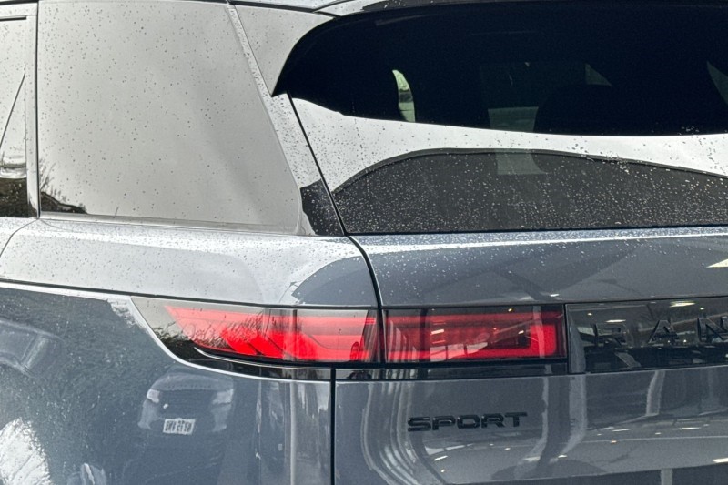 2023 (73) LAND ROVER RANGE ROVER SPORT 3.0 D300 Dynamic SE 5dr Auto 5057282