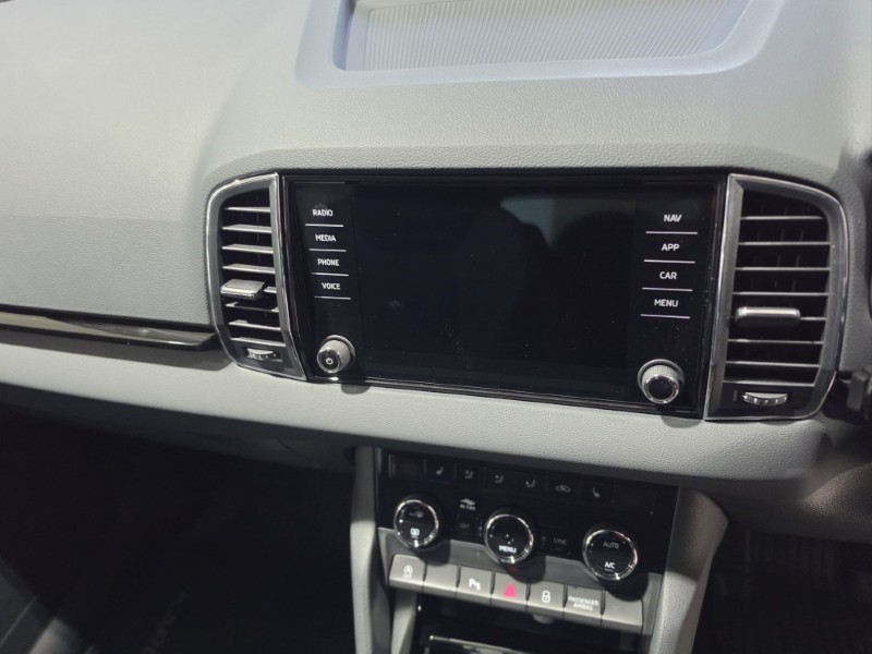 SKODA KAROQ 1.5 TSI Design Edition 5dr DSG 5844804