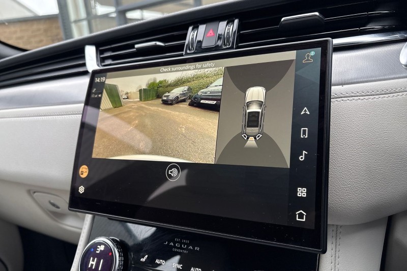 2022 (22) JAGUAR F-PACE 2.0 D200 R-Dynamic S 5dr Auto AWD 5016285