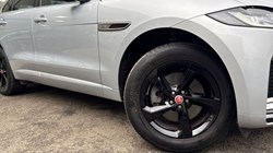 2022 (22) JAGUAR F-PACE 2.0 D200 R-Dynamic S 5dr Auto AWD 5016300