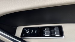 2022 (22) JAGUAR F-PACE 2.0 D200 R-Dynamic S 5dr Auto AWD 5016276