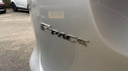 2022 (22) JAGUAR F-PACE 2.0 D200 R-Dynamic S 5dr Auto AWD 5016302