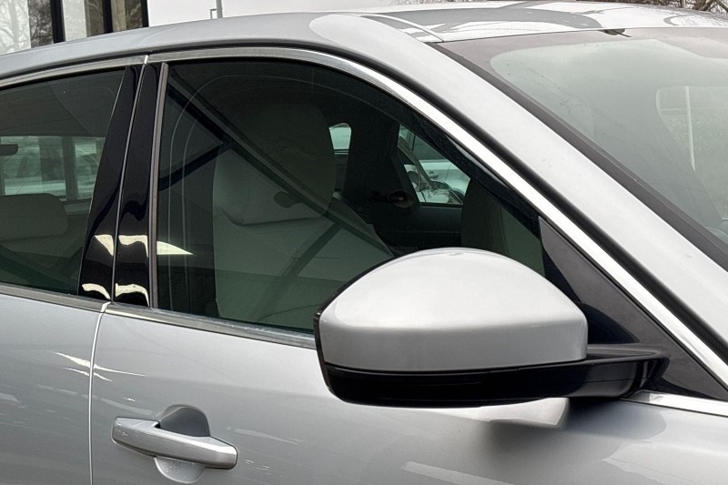 2022 (22) JAGUAR F-PACE 2.0 D200 R-Dynamic S 5dr Auto AWD 5016306