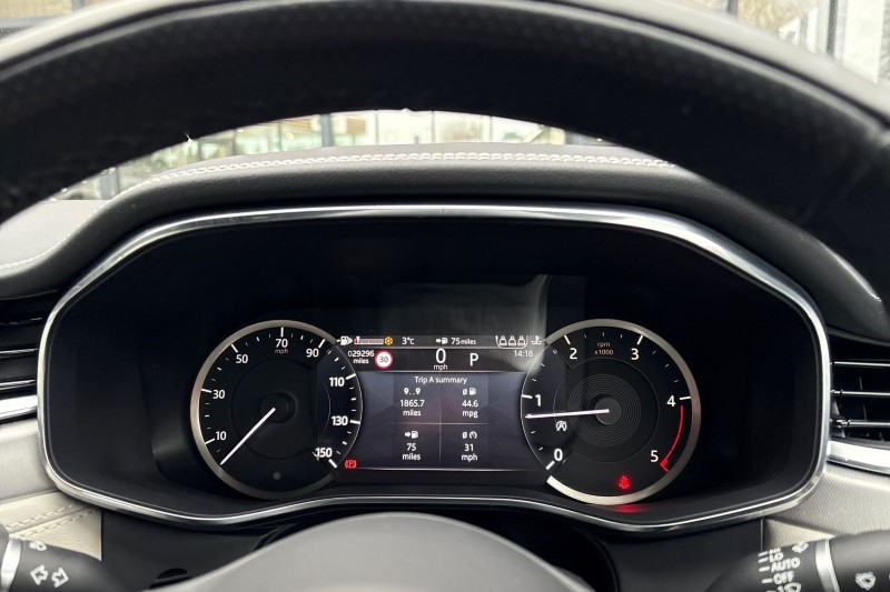 2022 (22) JAGUAR F-PACE 2.0 D200 R-Dynamic S 5dr Auto AWD 5016269