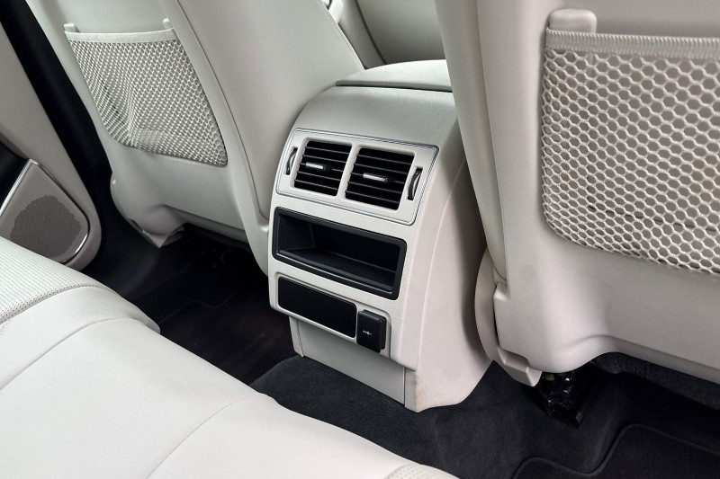 2022 (22) JAGUAR F-PACE 2.0 D200 R-Dynamic S 5dr Auto AWD 5016271