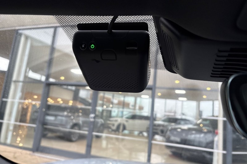 2022 (22) JAGUAR F-PACE 2.0 D200 R-Dynamic S 5dr Auto AWD 5016291