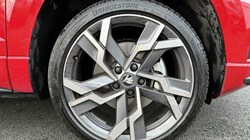 2025 (25) SKODA KAROQ 1.5 TSI Sportline Edition 5dr DSG 4902867