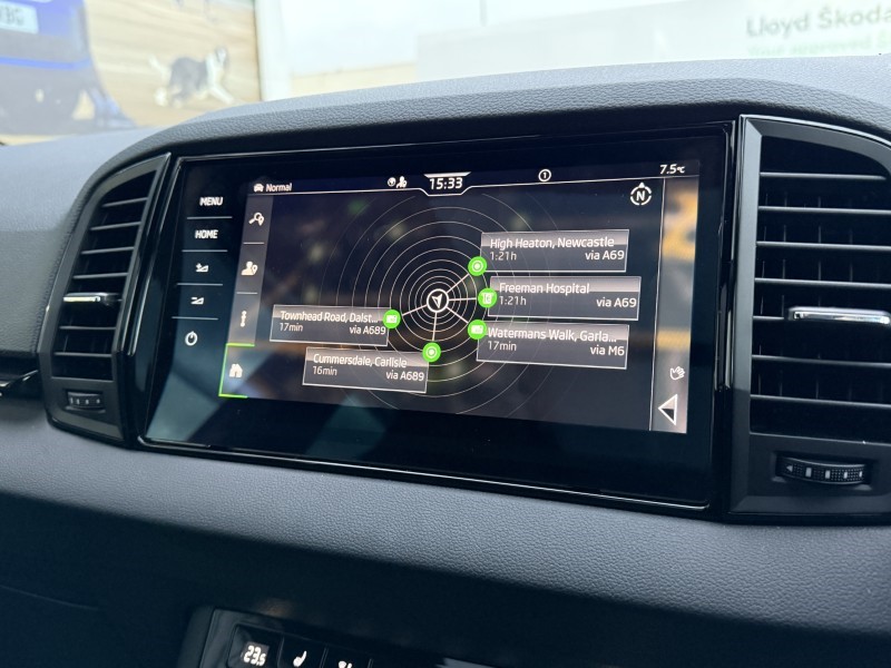 2025 (25) SKODA KAROQ 1.5 TSI Sportline Edition 5dr DSG 4902893