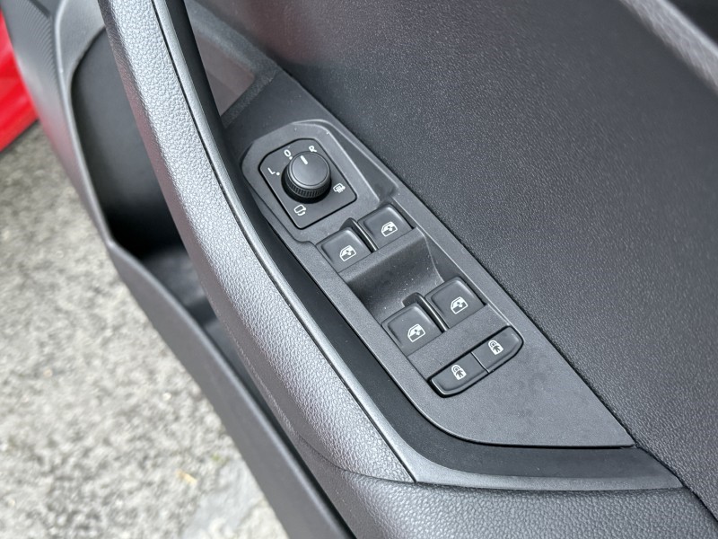 2025 (25) SKODA KAROQ 1.5 TSI Sportline Edition 5dr DSG 4902869