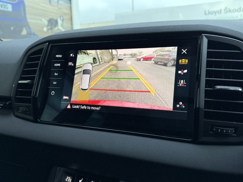 2025 (25) SKODA KAROQ 1.5 TSI Sportline Edition 5dr DSG 4902896