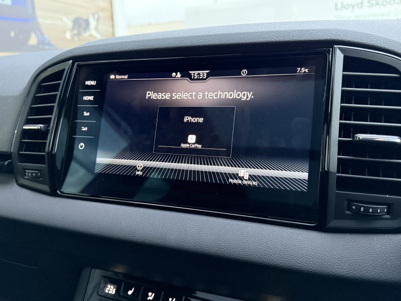 2025 (25) SKODA KAROQ 1.5 TSI Sportline Edition 5dr DSG 4902891