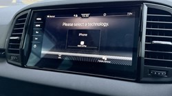 2025 (25) SKODA KAROQ 1.5 TSI Sportline Edition 5dr DSG 4902891
