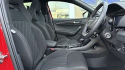 2025 (25) SKODA KAROQ 1.5 TSI Sportline Edition 5dr DSG 4902872