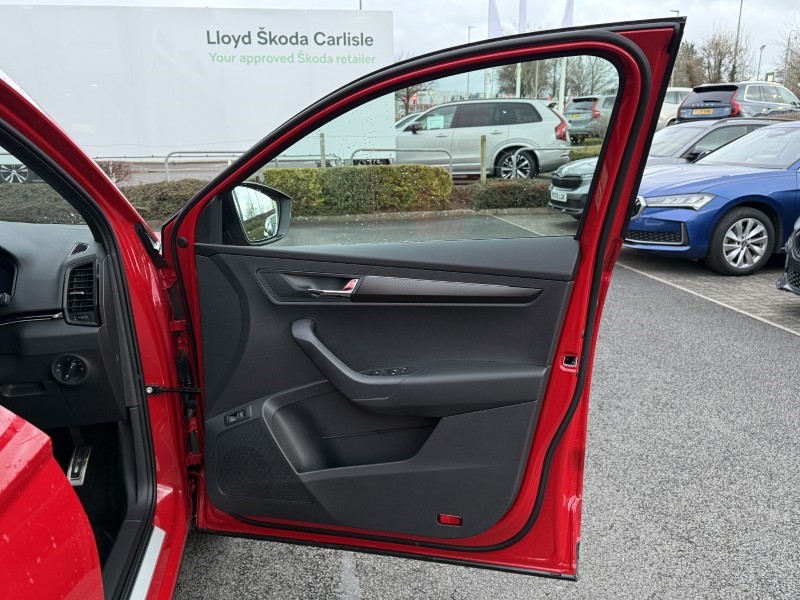 2025 (25) SKODA KAROQ 1.5 TSI Sportline Edition 5dr DSG 4902868