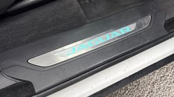 2023 (23) JAGUAR F-PACE 2.0 D200 R-Dynamic Black 5dr Auto AWD 5037602