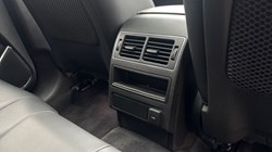 2023 (23) JAGUAR F-PACE 2.0 D200 R-Dynamic Black 5dr Auto AWD 5037579