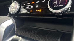 2023 (23) JAGUAR F-PACE 2.0 D200 R-Dynamic Black 5dr Auto AWD 5037599