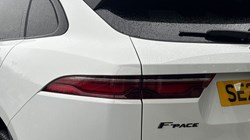 2023 (23) JAGUAR F-PACE 2.0 D200 R-Dynamic Black 5dr Auto AWD 5037580