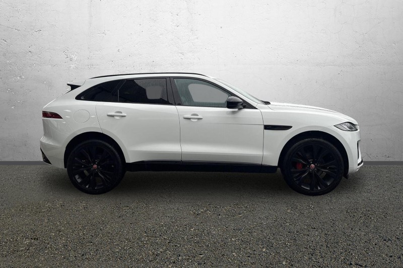 2023 (23) JAGUAR F-PACE 2.0 D200 R-Dynamic Black 5dr Auto AWD 5037566
