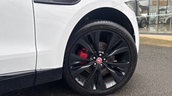 2023 (23) JAGUAR F-PACE 2.0 D200 R-Dynamic Black 5dr Auto AWD 5037613