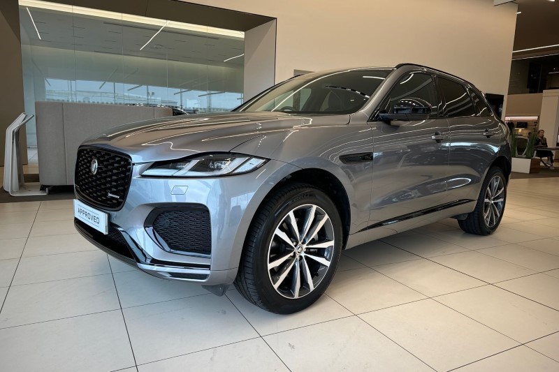 2024 (24) JAGUAR F-PACE 2.0 D200 R-Dynamic SE Black 5dr Auto AWD 3431069