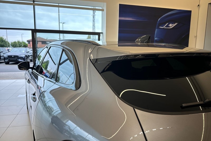 2024 (24) JAGUAR F-PACE 2.0 D200 R-Dynamic SE Black 5dr Auto AWD 3431065