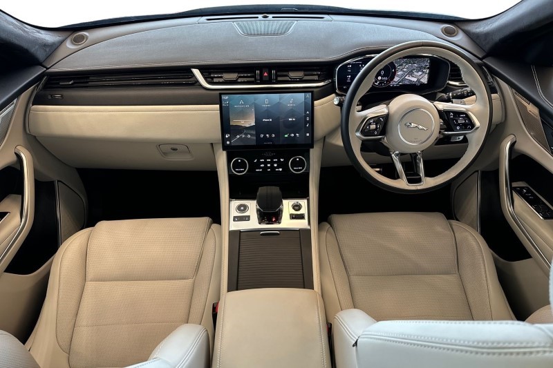 2024 (24) JAGUAR F-PACE 2.0 D200 R-Dynamic HSE Black 5dr Auto AWD 3488683