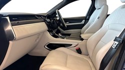 2024 (24) JAGUAR F-PACE 2.0 D200 R-Dynamic HSE Black 5dr Auto AWD 3488677