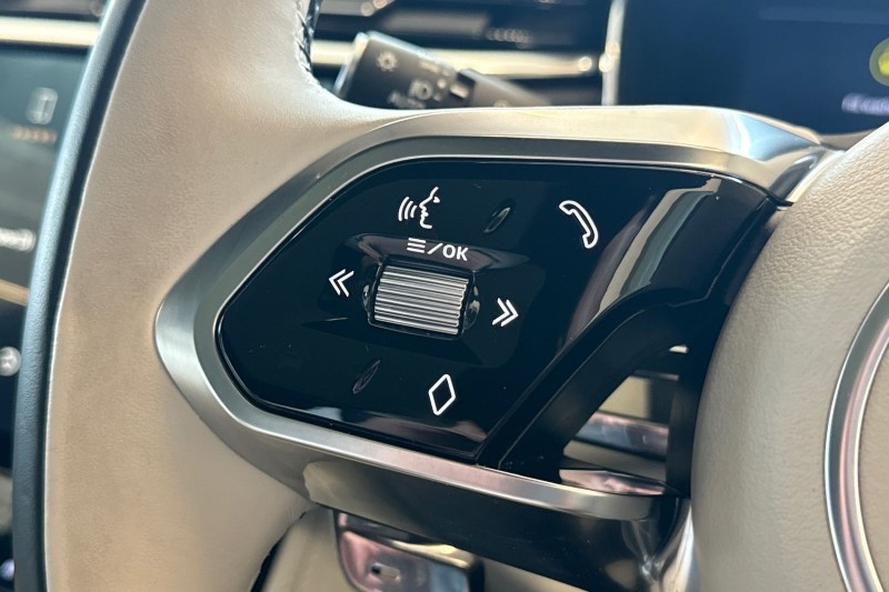 2024 (24) JAGUAR F-PACE 2.0 D200 R-Dynamic HSE Black 5dr Auto AWD 3488692