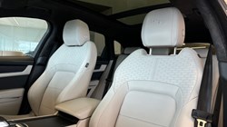 2024 (24) JAGUAR F-PACE 2.0 D200 R-Dynamic HSE Black 5dr Auto AWD 3488706