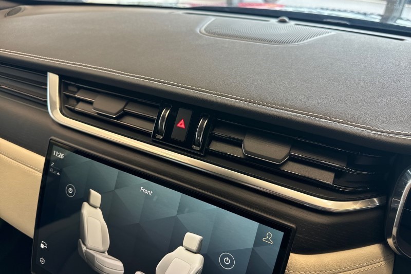 2024 (24) JAGUAR F-PACE 2.0 D200 R-Dynamic HSE Black 5dr Auto AWD 3488702