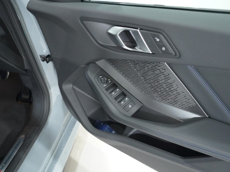  BMW 2 SERIES 220 M Sport 4dr Step Auto 4904784