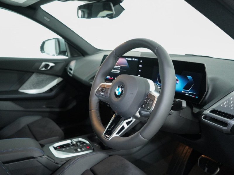  BMW 2 SERIES 220 M Sport 4dr Step Auto 4904782