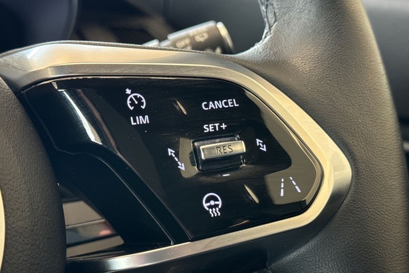 2024 (24) JAGUAR E-PACE 1.5 P300e R-Dynamic HSE Black 5dr Auto 3429893