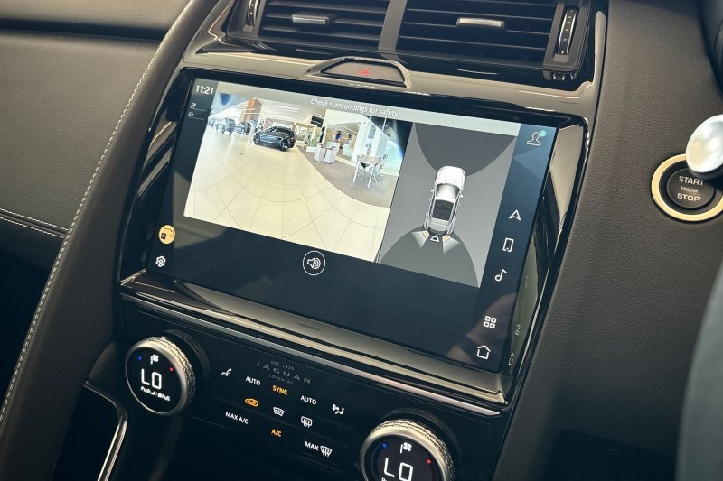 2024 (24) JAGUAR E-PACE 1.5 P300e R-Dynamic HSE Black 5dr Auto 3429897