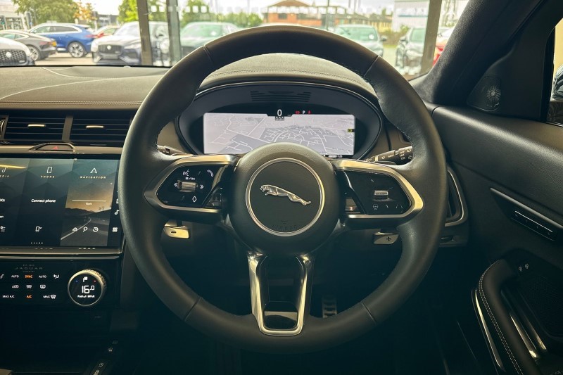 2024 (24) JAGUAR E-PACE 1.5 P300e R-Dynamic HSE Black 5dr Auto 3429891