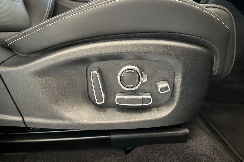 2024 (24) JAGUAR E-PACE 1.5 P300e R-Dynamic HSE Black 5dr Auto 3429888