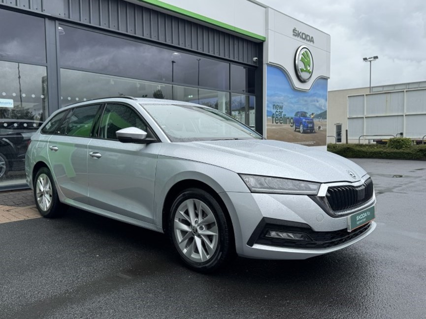 2024 (24) SKODA OCTAVIA 1.4 TSI iV SE Technology DSG 5dr