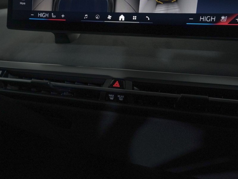  BMW iX 485kW M70 xDrive 112kWh 5dr Auto [Tech/Skylounge] 4909800