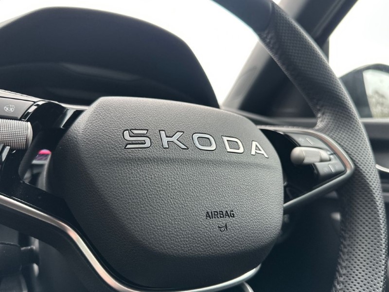 2025 (25) SKODA SCALA 1.0 TSI 116 Monte Carlo Edition 5dr 5089875