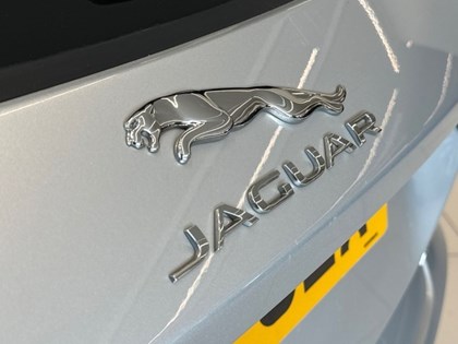2018 (68) JAGUAR E-PACE 2.0d [240] HSE 5dr Auto