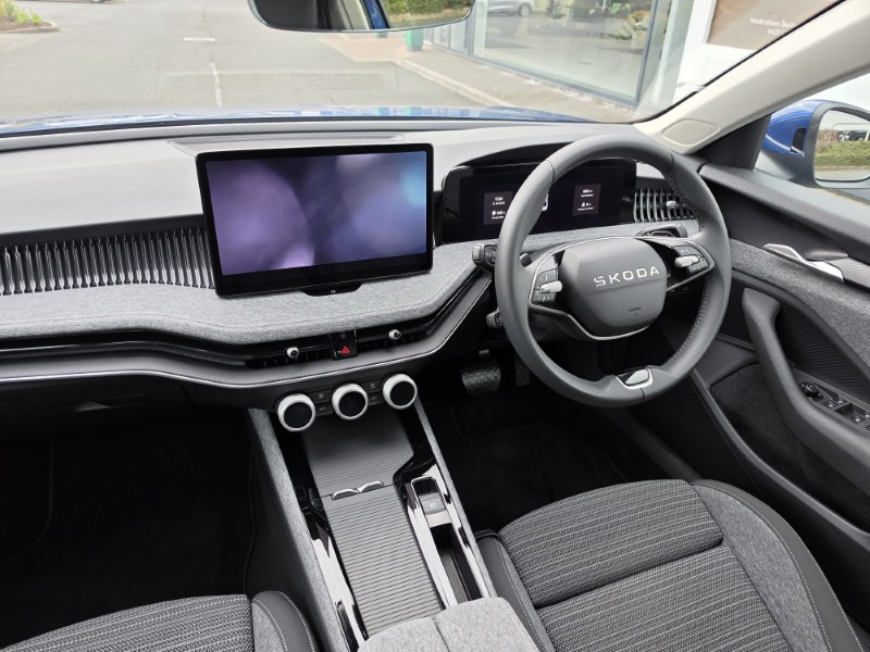 2025 (25) SKODA SUPERB 1.5 TSI e-TEC SE Technology 5dr DSG 5257998