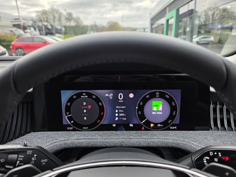 2025 (25) SKODA SUPERB 1.5 TSI e-TEC SE Technology 5dr DSG 5258023