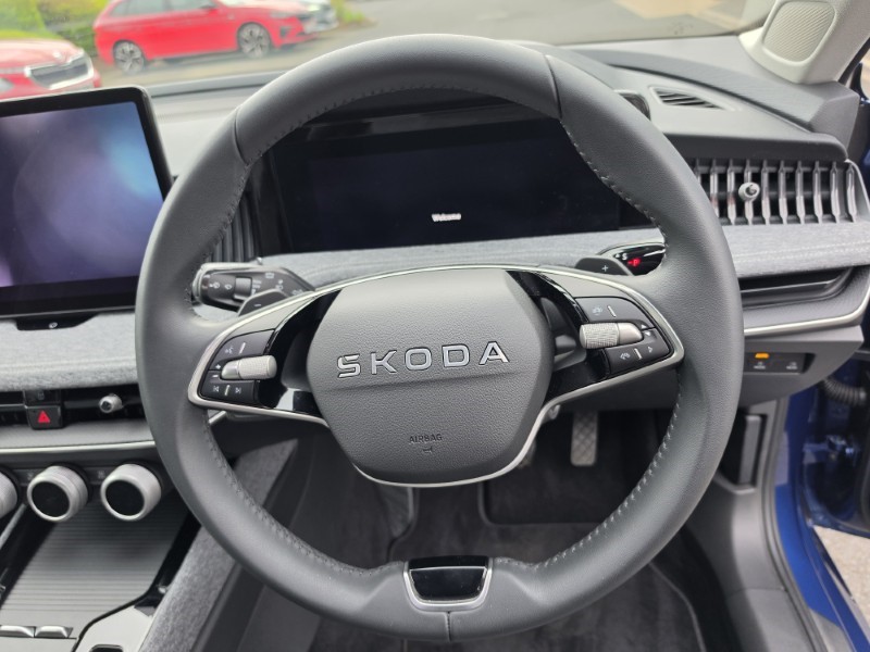 2025 (25) SKODA SUPERB 1.5 TSI e-TEC SE Technology 5dr DSG 5258013