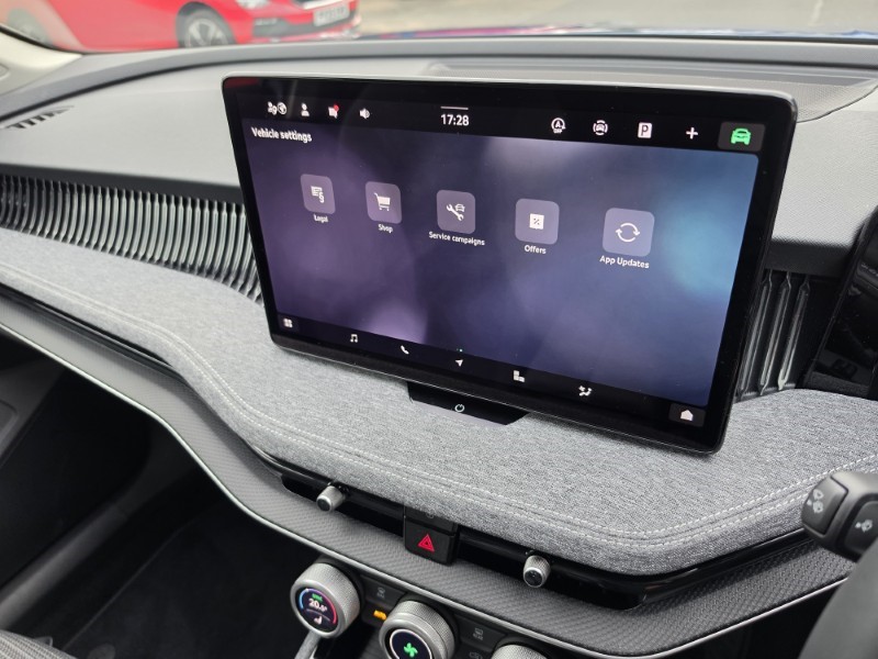 2025 (25) SKODA SUPERB 1.5 TSI e-TEC SE Technology 5dr DSG 5258037