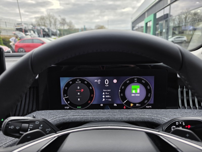 2025 (25) SKODA SUPERB 1.5 TSI e-TEC SE Technology 5dr DSG 5258020