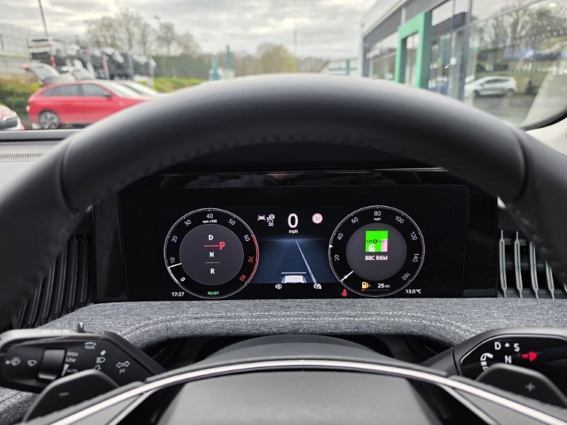 2025 (25) SKODA SUPERB 1.5 TSI e-TEC SE Technology 5dr DSG 5258022